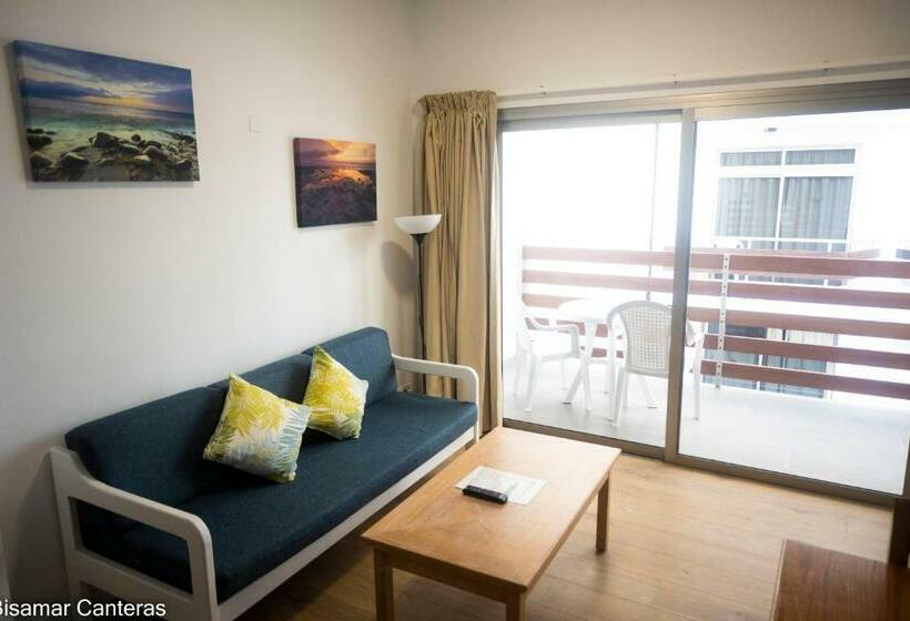 スーペリアスタジオ, Brisamar Canteras