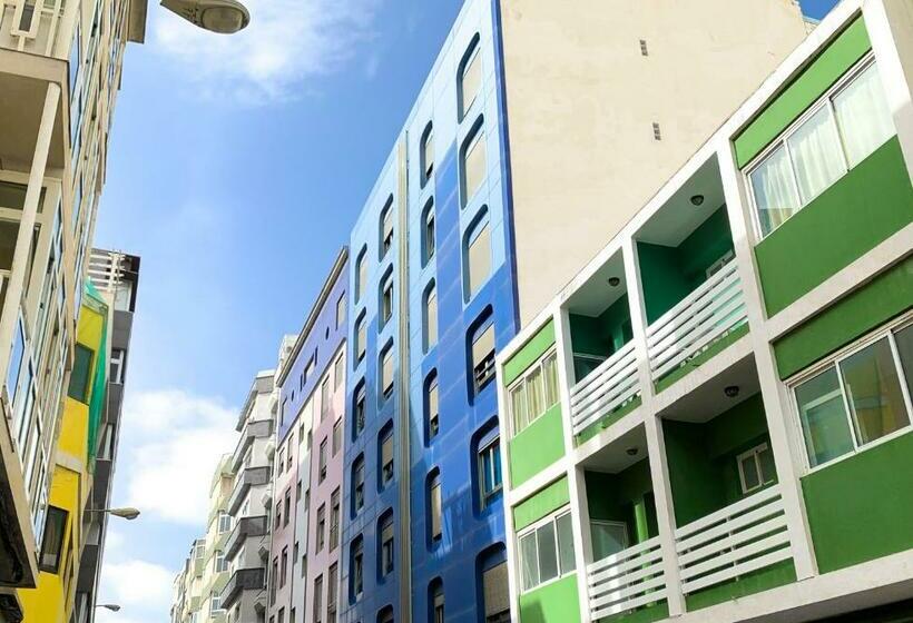 スーペリアスタジオ, Brisamar Canteras