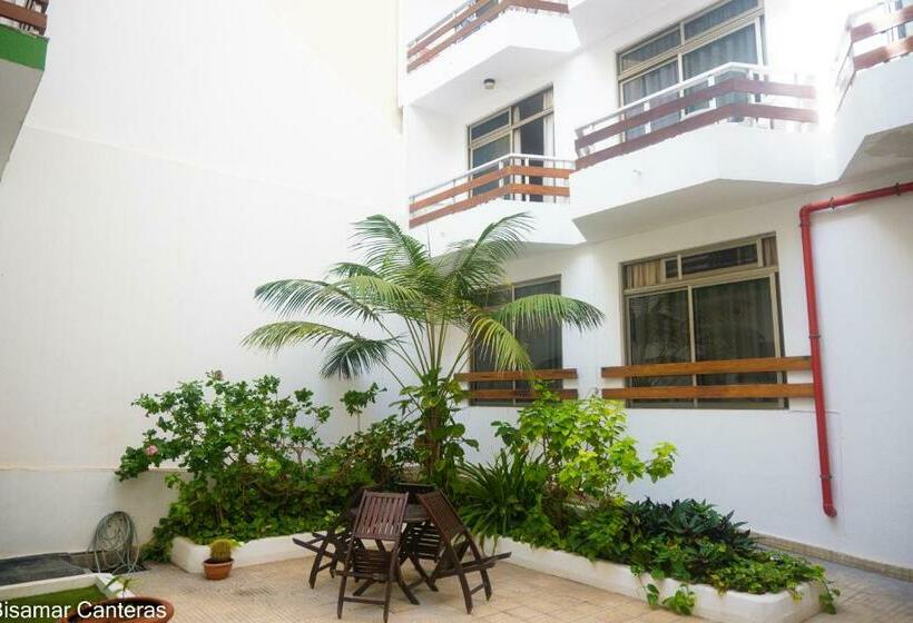 スタンダードスタジオ, Brisamar Canteras