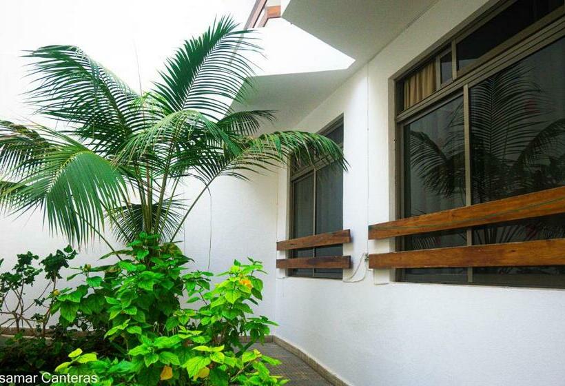 スタンダードスタジオ, Brisamar Canteras