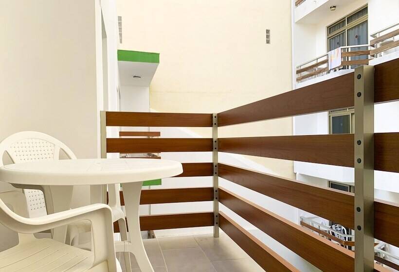 スーペリアスタジオ, Brisamar Canteras