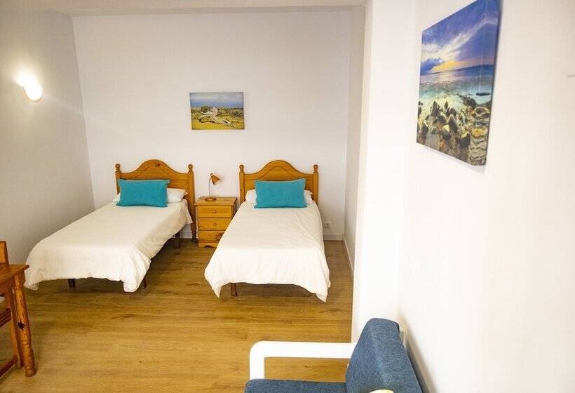 スーペリアスタジオ, Brisamar Canteras