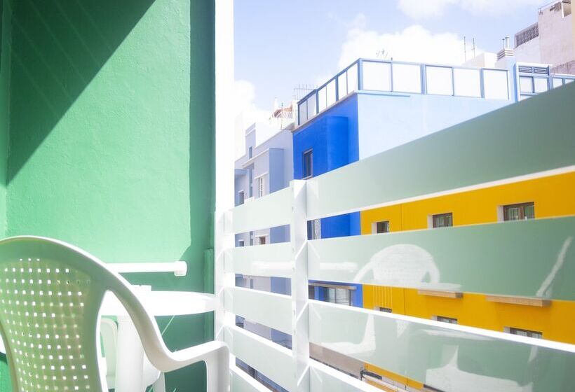 スーペリアスタジオ, Brisamar Canteras