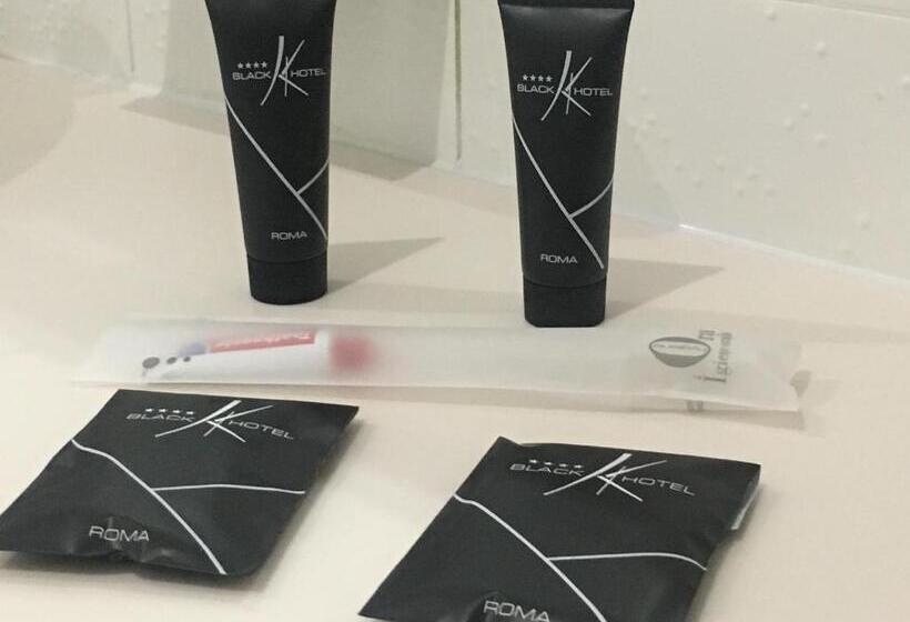 اتاق استاندارد, Black