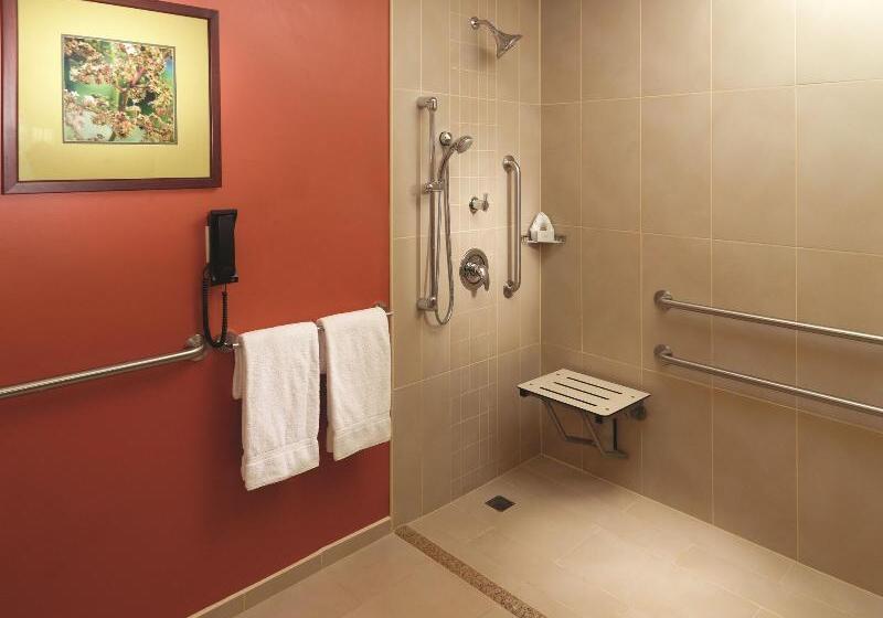 اتاق استاندارد, Black