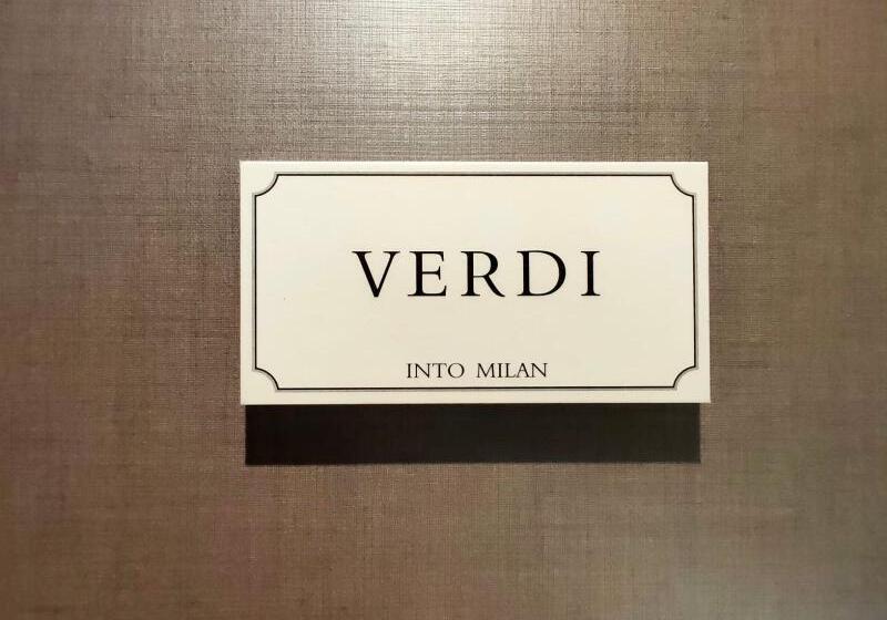 اتاق سوپریور, Black