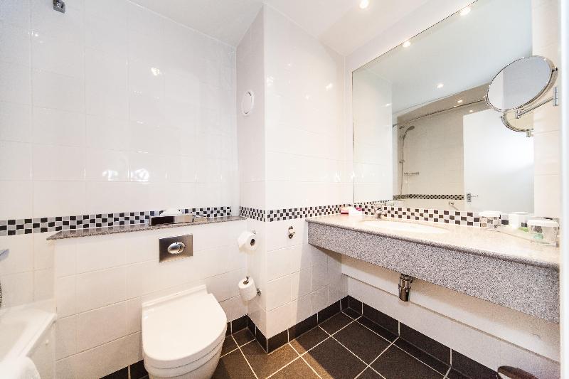 اتاق استاندارد, Golden Tulip Rome Piram