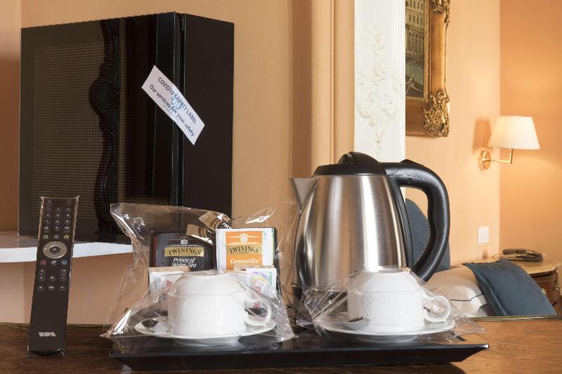 سوییت جونیور, Golden Tulip Rome Piram