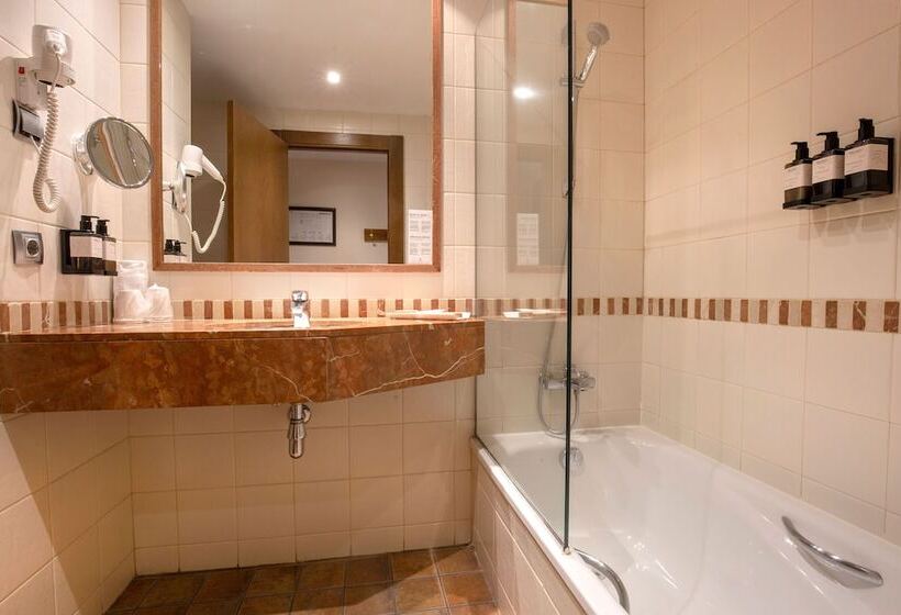 חדר סטנדרט לארבעה, Magic La Massana by Nexta