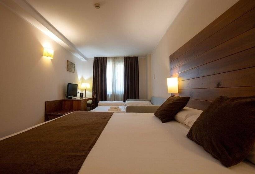 חדר סטנדרט לארבעה, Magic La Massana by Nexta