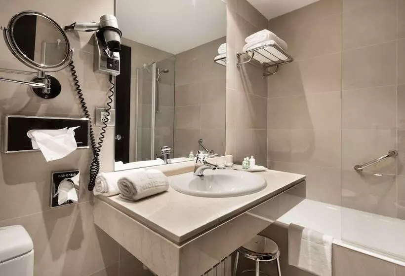 سوییت جونیور, NH Valladolid Balago
