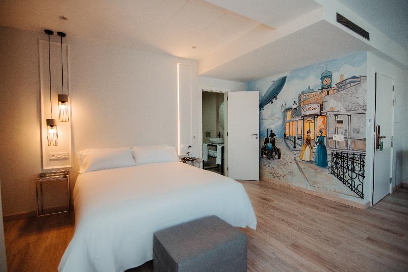 豪华房间, Urban Anaga