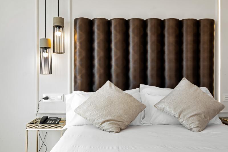 豪华房间, Urban Anaga