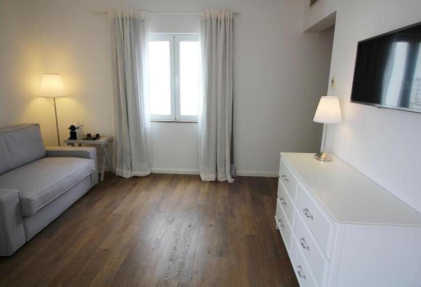 Люкс с Балконом, Vinha Da Areia Beach