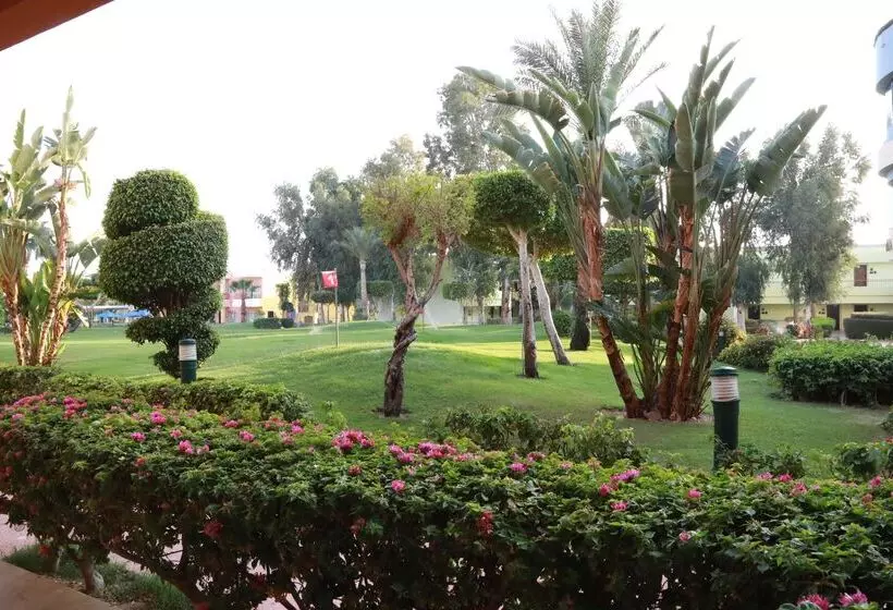اتاق استاندارد سه تخته با چشم‌انداز باغ, Sierra Sharm El Sheikh