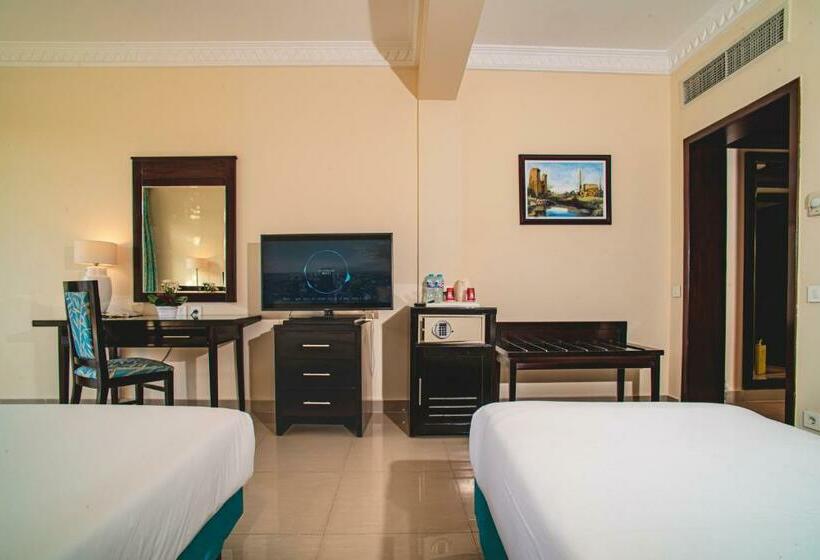 庭の見えるスタンダードトリプルルーム, Sierra Sharm El Sheikh