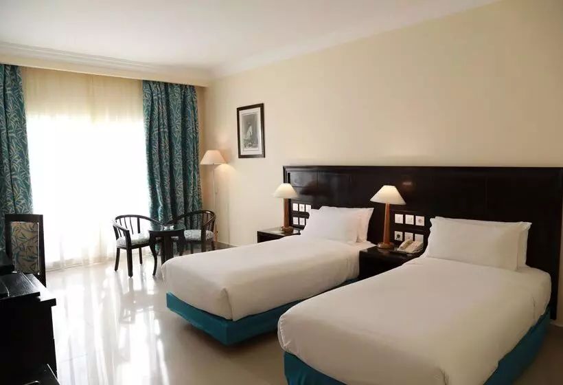 اتاق لوکس با چشم‌انداز استخر, Sierra Sharm El Sheikh