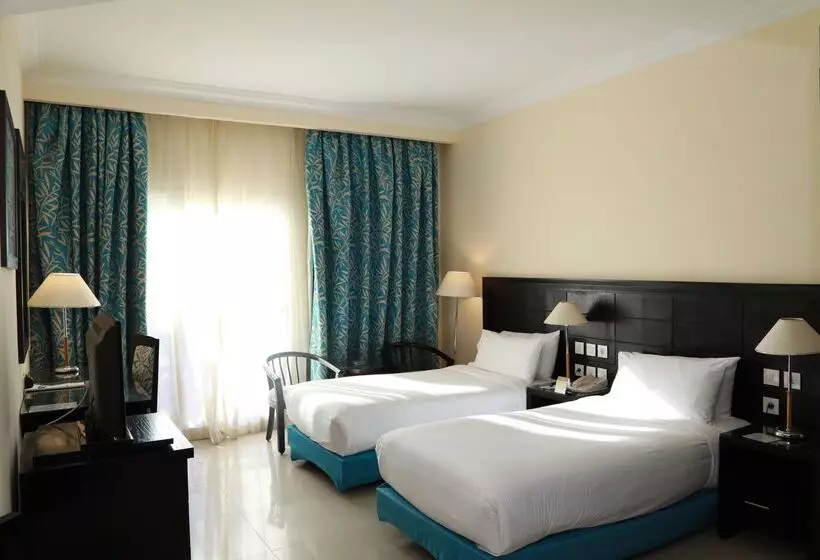 اتاق لوکس با چشم‌انداز استخر, Sierra Sharm El Sheikh