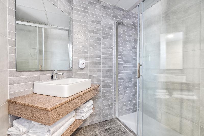 침실 1개 아파트, Veramar Apart