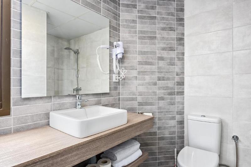 침실 2개 아파트, Veramar Apart