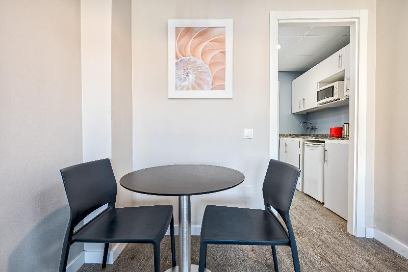 스탠다드 스튜디오, Veramar Apart