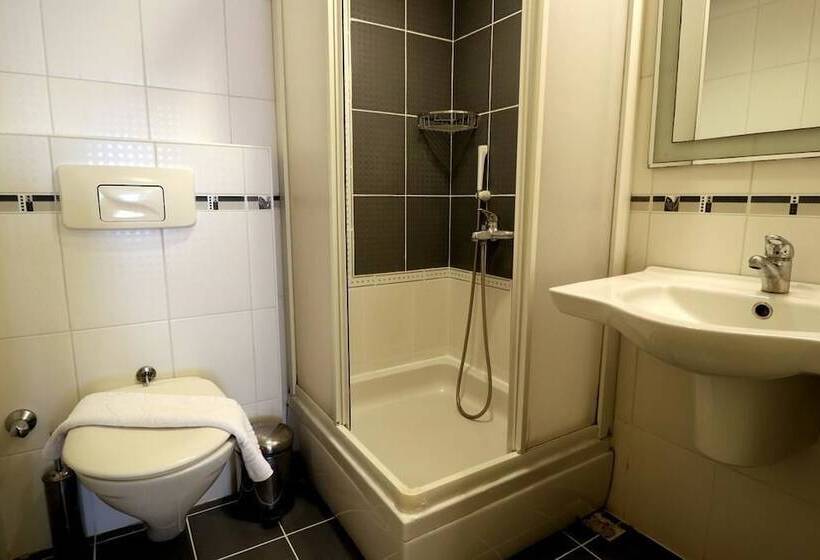 דירת חדר, Club Pedalisa Apart