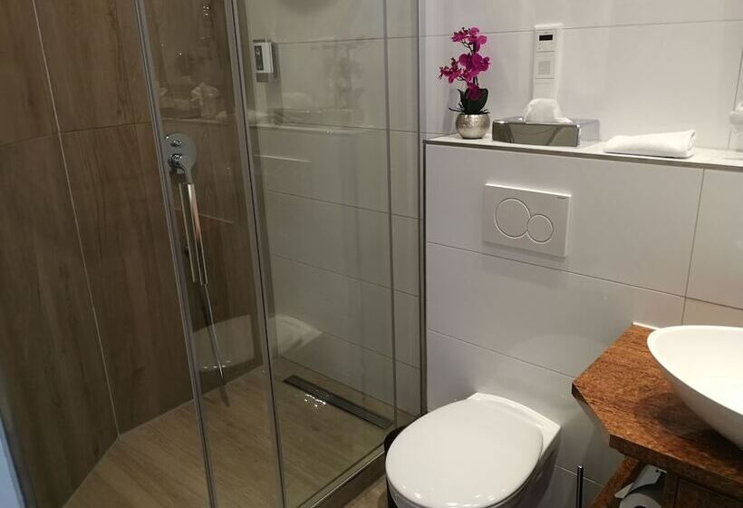 חדר דלוקס, An Der Philharmonie