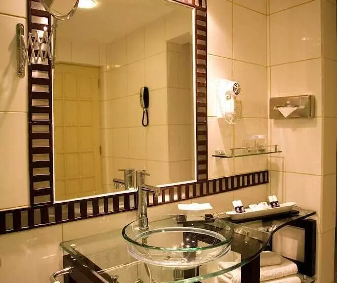 سوییت اجرایی, Buganvillas Hotel Suites & Spa