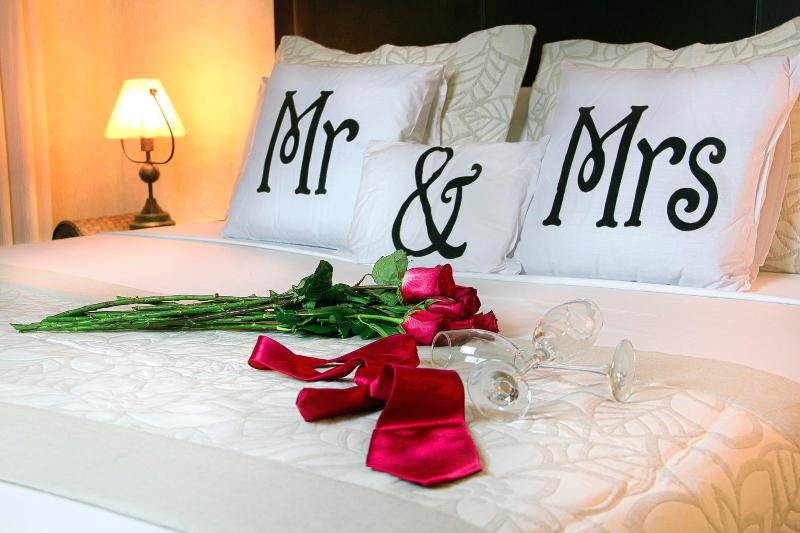 سوییت اجرایی, Buganvillas Hotel Suites