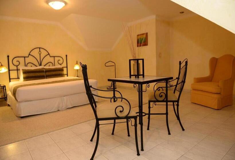 اتاق 4 خوابه, Buganvillas Hotel Suites