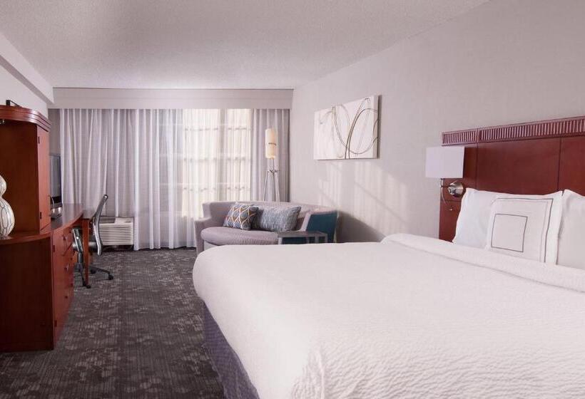 带大床的标准间, Courtyard Miami Coral Gables