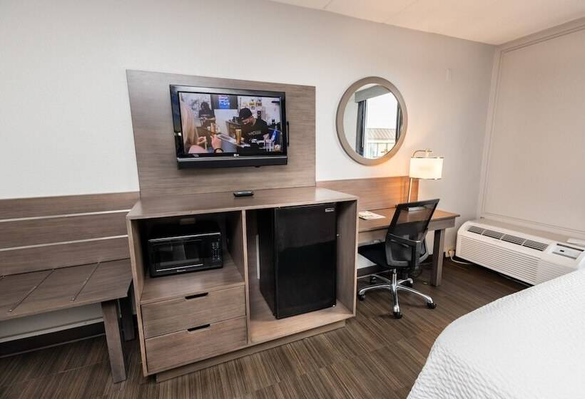 غرفه قياسيه سريرين مزدوجين, Days Inn By Wyndham Sharonville