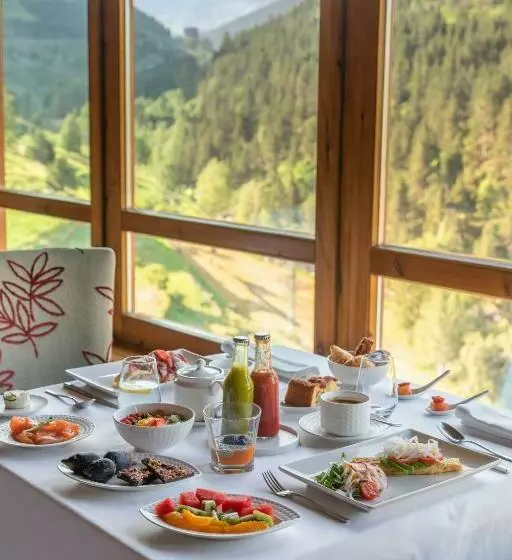 سوییت جونیور لوکس, Sport Hotel Hermitage & Spa