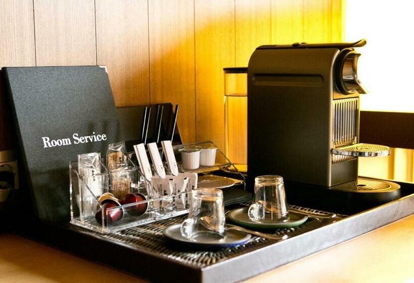 سوییت جونیور لوکس, Sport Hotel Hermitage & Spa