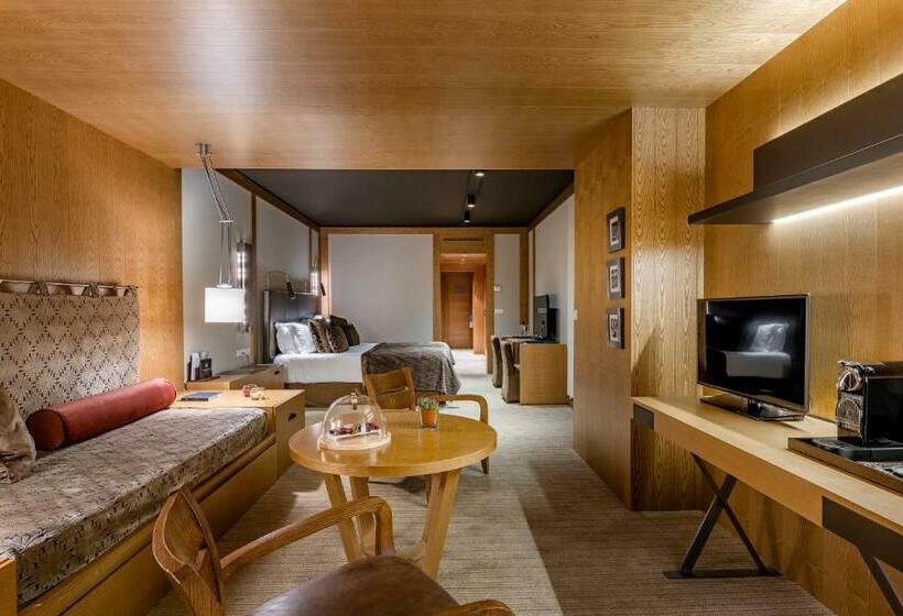 سوئیت جونیور پریمیوم, Sport Hotel Hermitage & Spa