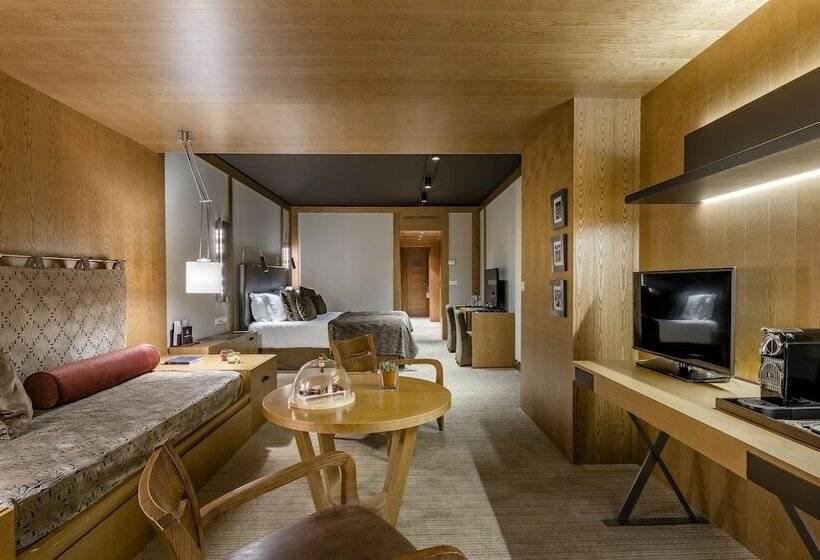 سوئیت جونیور پریمیوم, Sport Hotel Hermitage & Spa