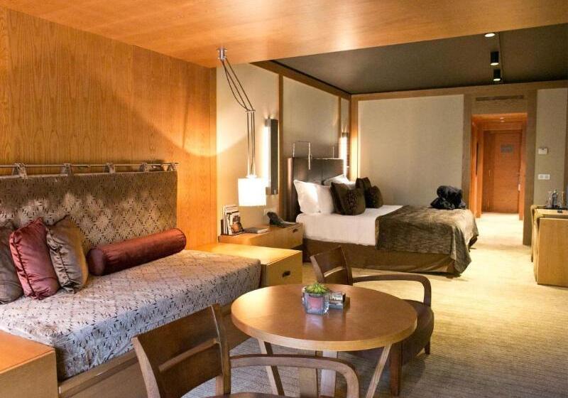 سوییت جونیور لوکس, Sport Hotel Hermitage & Spa