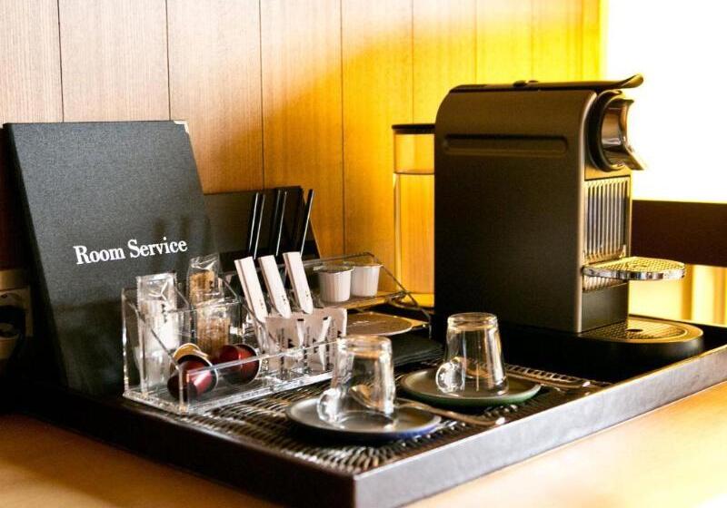 سوییت جونیور لوکس, Sport Hotel Hermitage & Spa