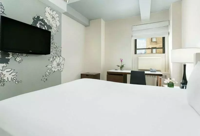 Executive-huone, Stewart