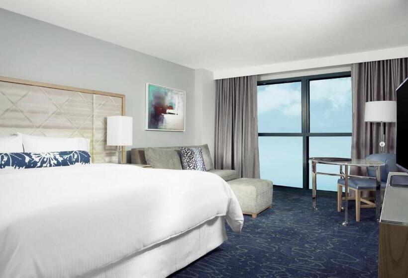 غرفة كلاسيكية سرير كينج, Walt Disney World Swan