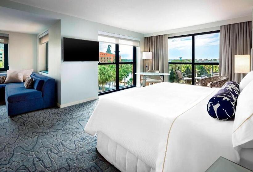 سرير فى غرفة مشتركه, Walt Disney World Swan