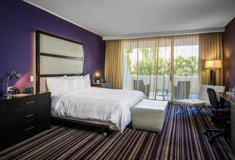 استودیوی لوکس, Zoso