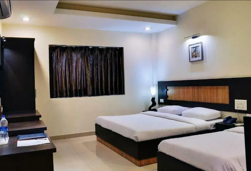 デラックストリプルルーム, Shanti Palace
