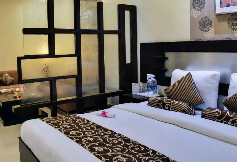 デラックススイート, Shanti Palace