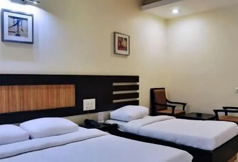デラックストリプルルーム, Shanti Palace