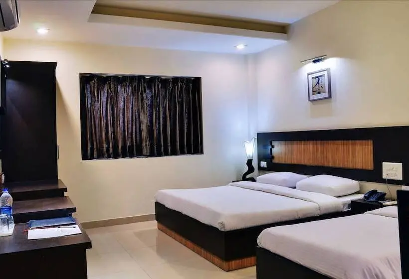 デラックストリプルルーム, Shanti Palace