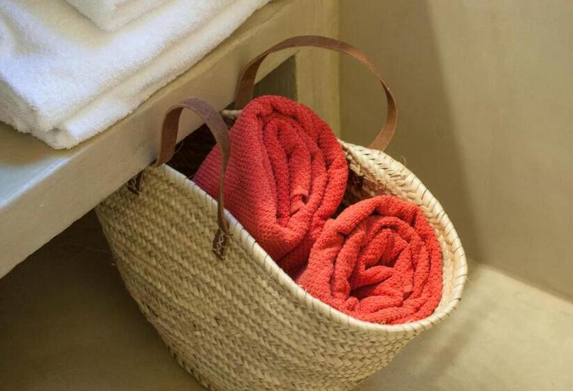 اتاق استاندارد, Hostal Sa Rascassa