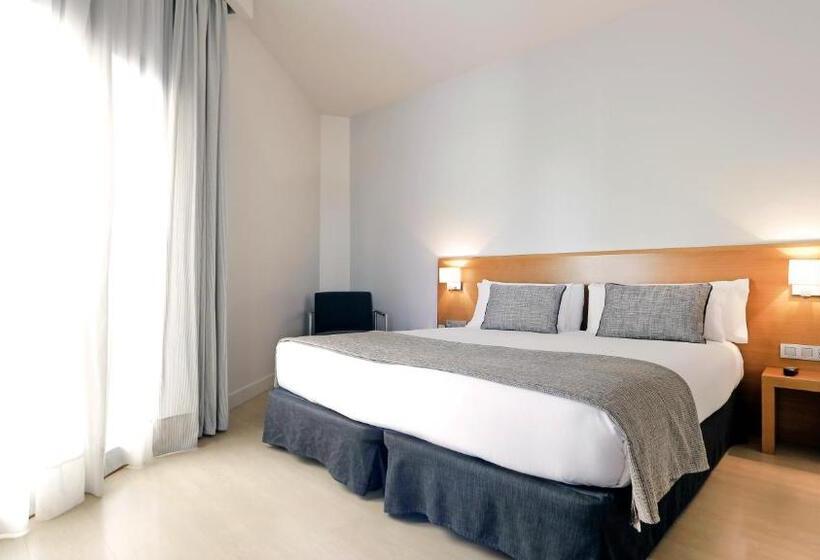 Полулюкс, Arc La Rambla