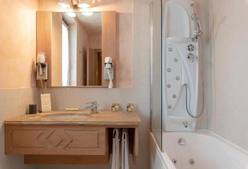 Полулюкс, Borgo Lanciano