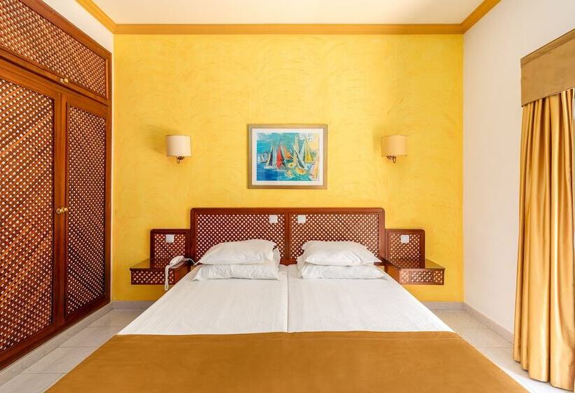 חדר סטנדרט נוף לגינה, Casabela